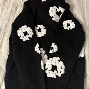 Men's Black Crewneck Sweater with White Floral Appliqué